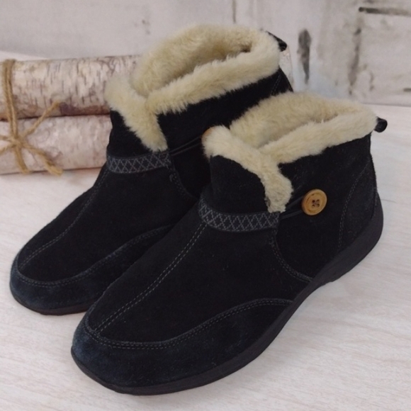 Easy Spirit Fur Trim Slip On Black Size 9.5 - Picture 1 of 7